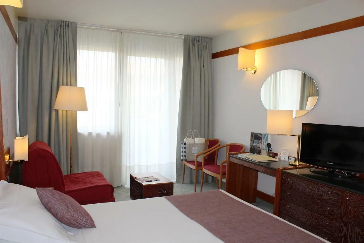 Hotel Du Lac Et Bellevue Bardolino